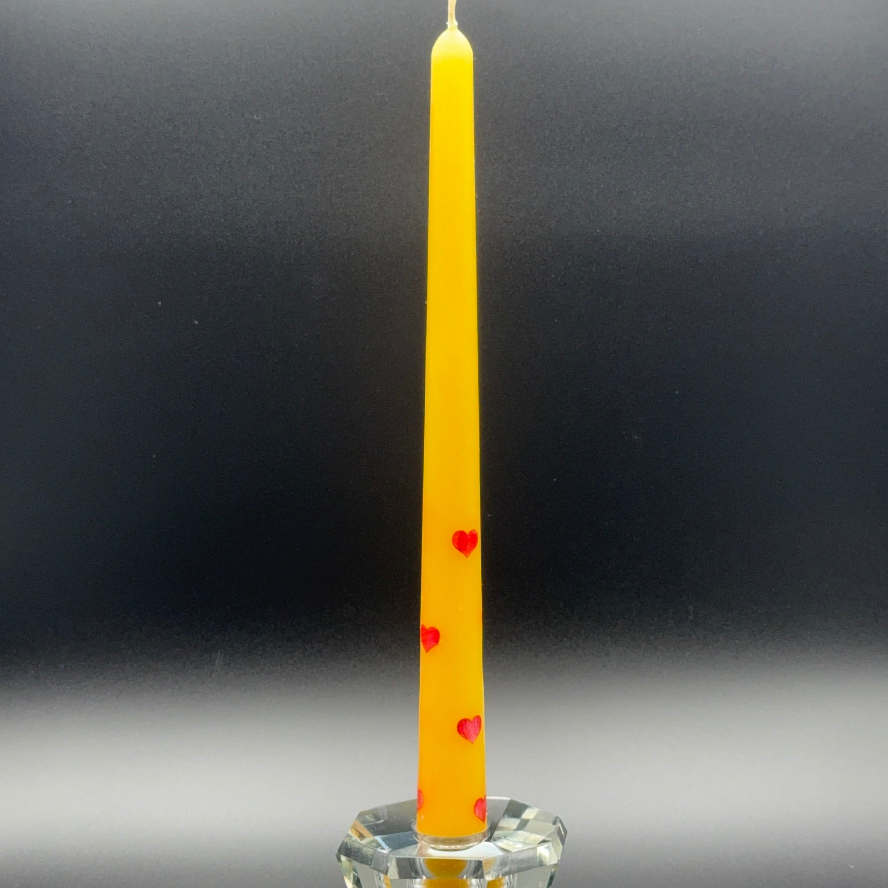 Taper Candle - Natural Colour Beeswax - No Tear