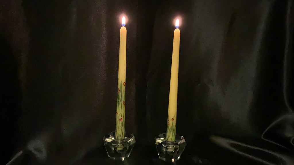 Taper Candle - Natural Colour Beeswax - No Tear